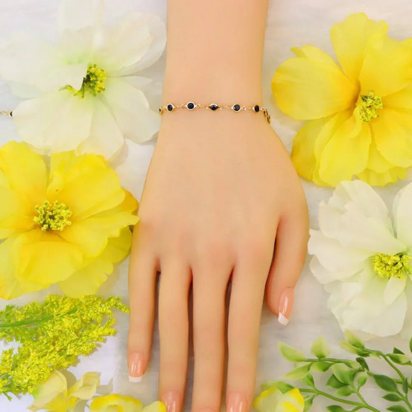 Minimalist Bracelet, Sleek & Modern Design, Women’s Fashion, YC110486-B - Picture 3 of 10